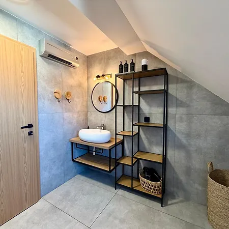 Milan Villa *